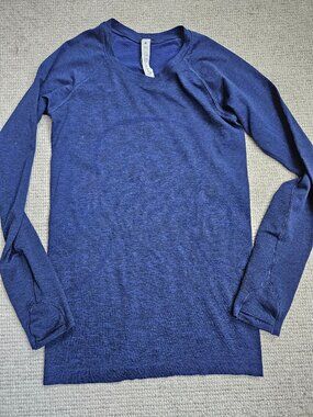 Lululemon Long Sleeve Running Workout Shirt Top Blue 6 Swiftly Tech? Thumbholes